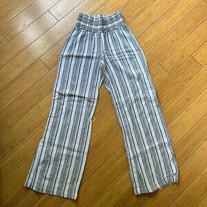Rewash Brand Gray and White Stripe Wide Leg Pants Size Small